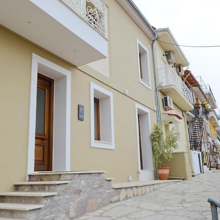 Roloi Suites Нафпактос Экстерьер фото