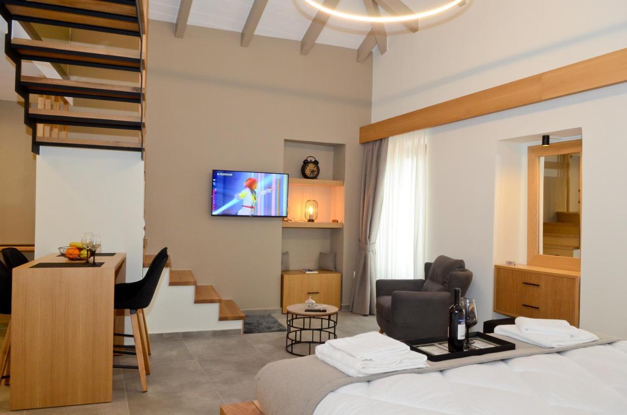 Roloi Suites Нафпактос Экстерьер фото