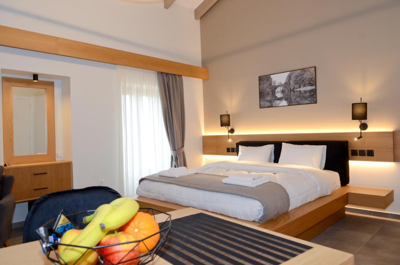Roloi Suites Нафпактос Экстерьер фото