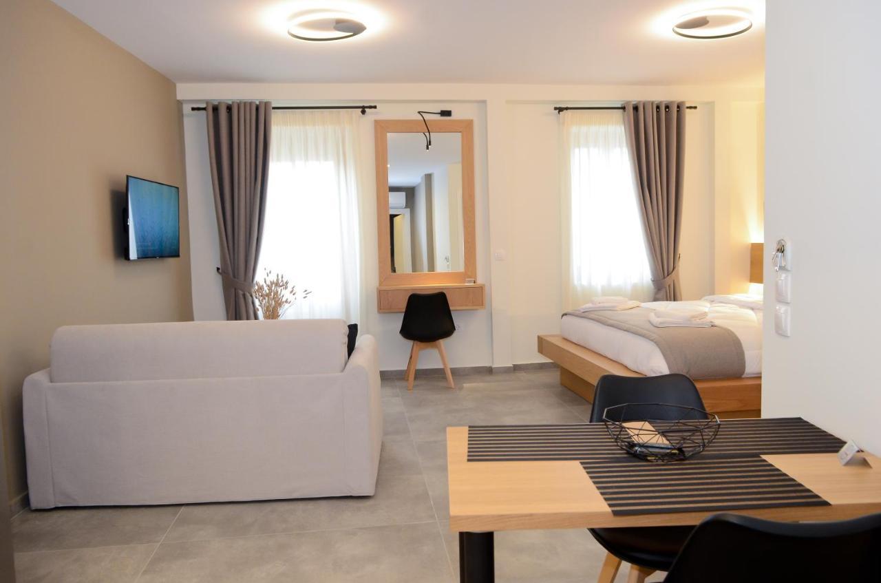 Roloi Suites Нафпактос Экстерьер фото